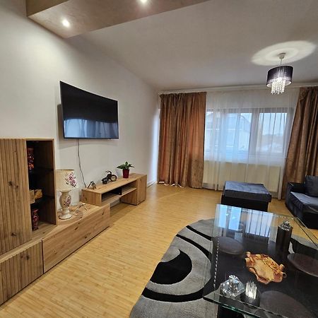 קריובה Didi Apartament מראה חיצוני תמונה